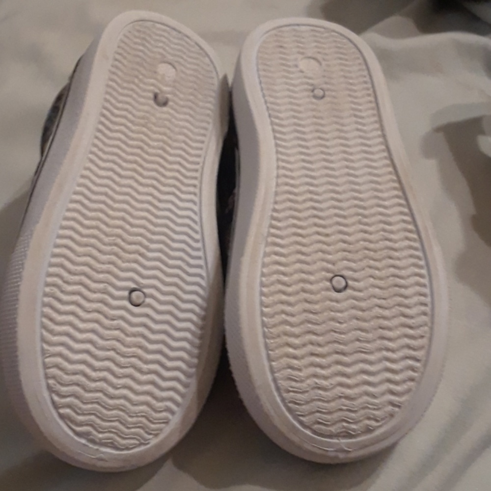 Basic Edition size 7 skull vans - Picture 3 of 3